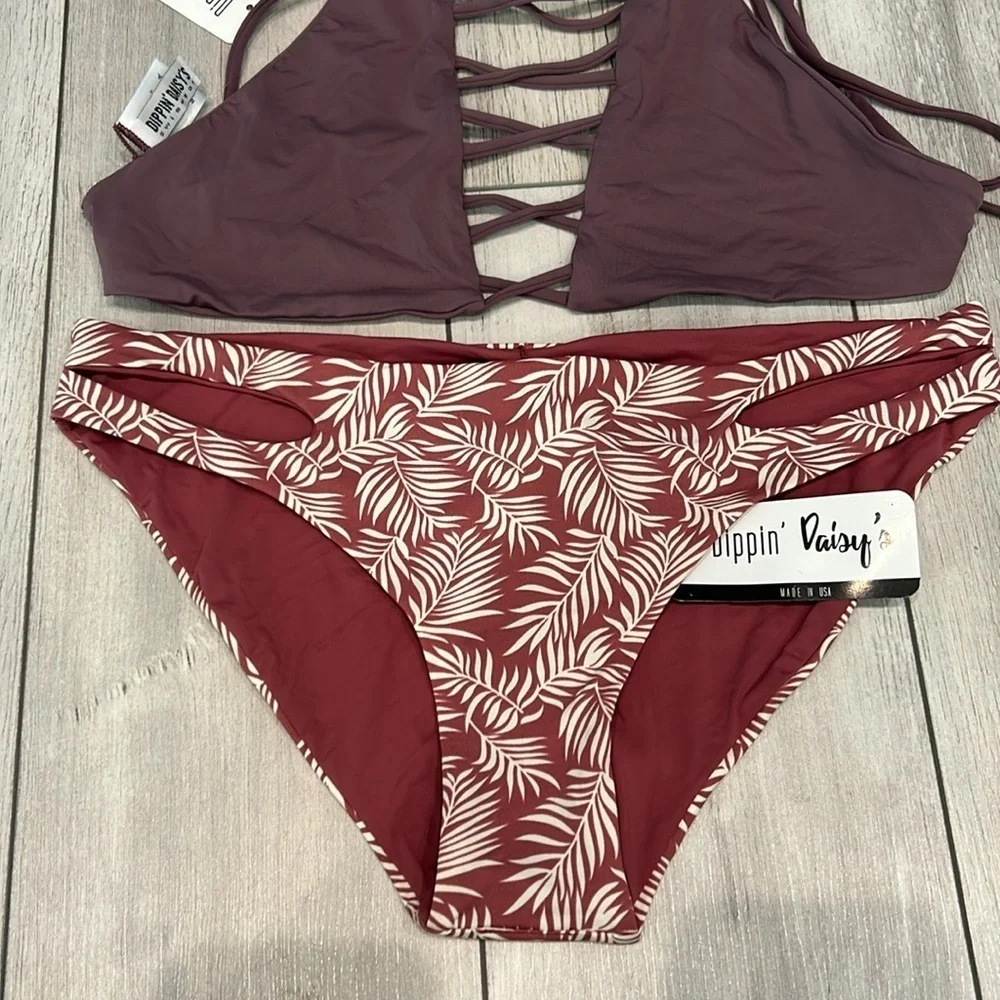 Dippin' Daisy's two piece bikini set swimsuit size small